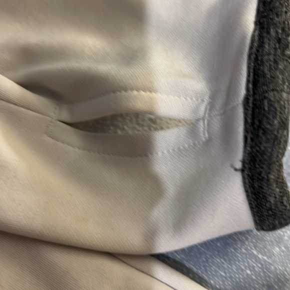 Champion pull over shirt - Picture 4 of 7